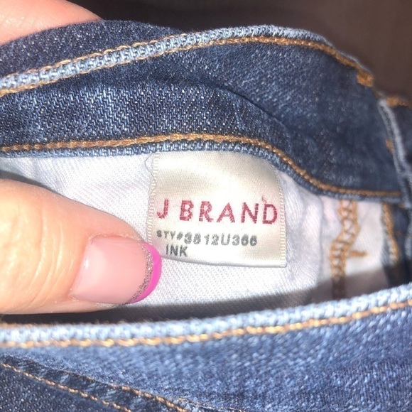 J Brand Pencil Slim Stretch Jeans in Ink Dark Rinse - Picture 6 of 9